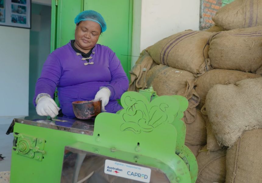 Australia pilots support for Cambodia’s cashew processors